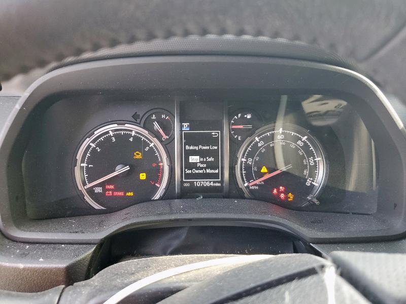 2020 TOYOTA 4RUNNER SR JTEBU5JR8L5817226