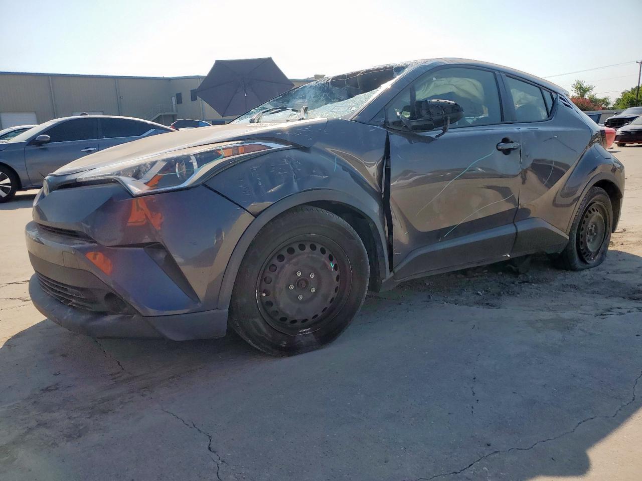 TOYOTA C-HR XLE