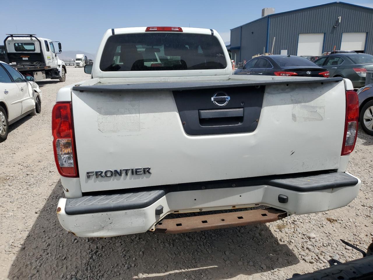 NISSAN FRONTIER S