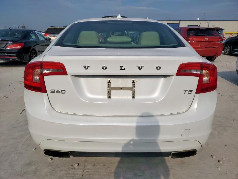 2015 VOLVO S60 PREMIE YV140MFB7F1315778