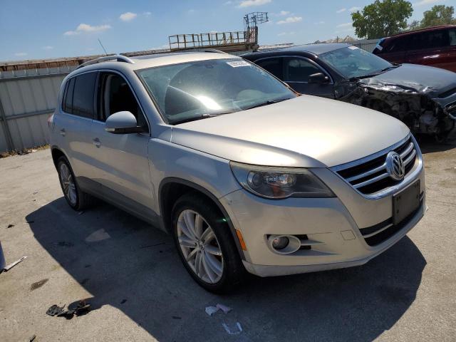 2010 VOLKSWAGEN TIGUAN SE - Other View
