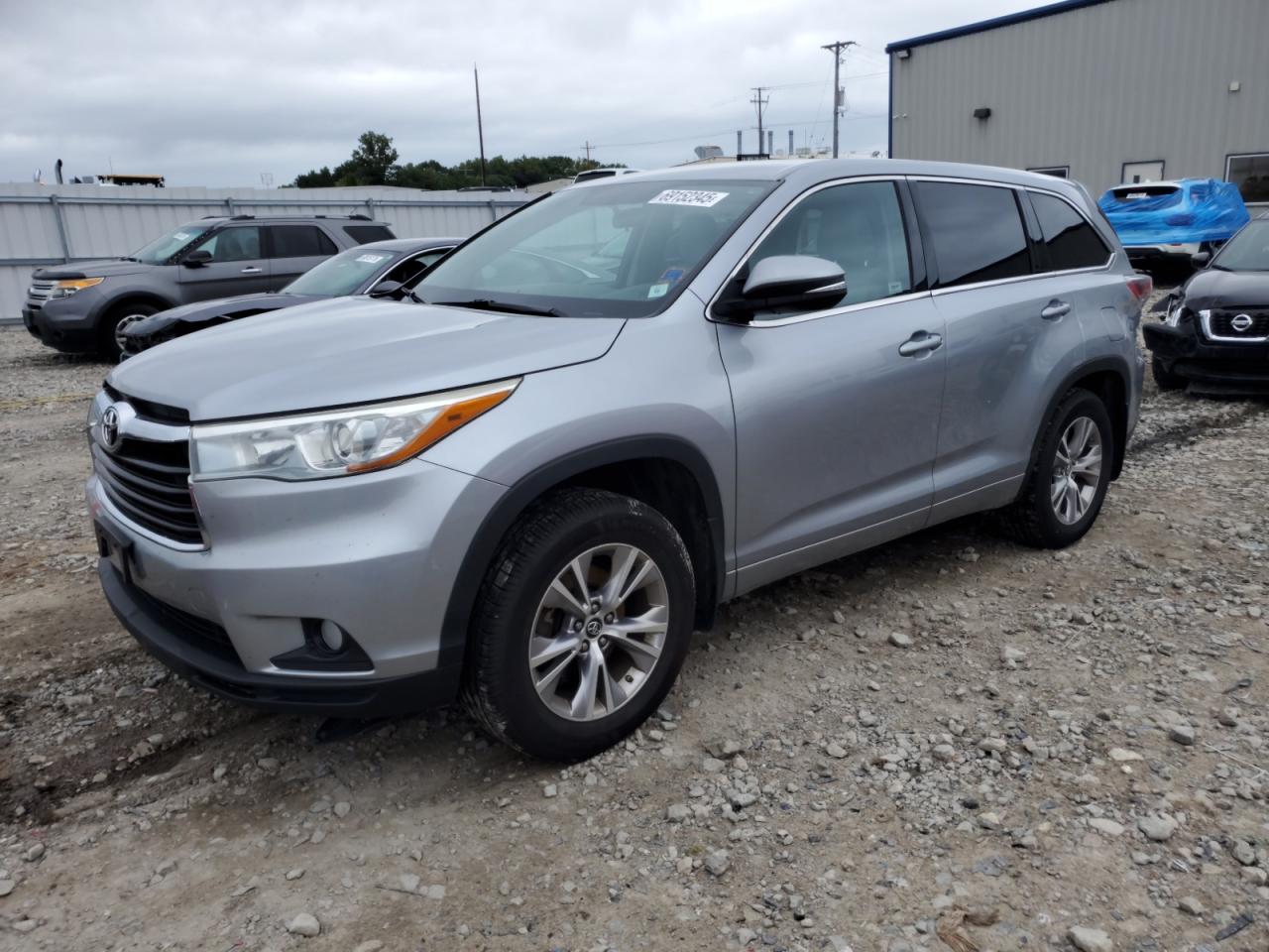 TOYOTA HIGHLANDER LE