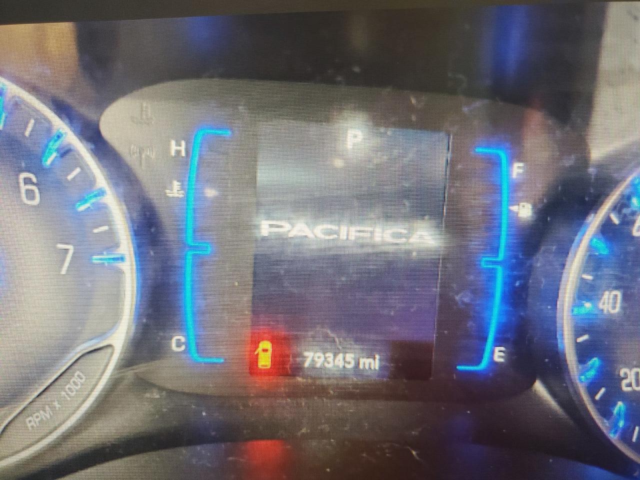 CHRYSLER PACIFICA TOURING L