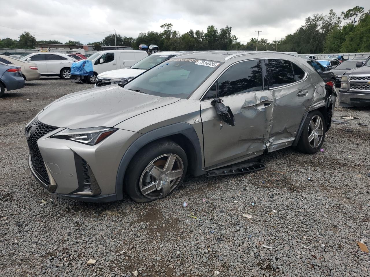 LEXUS UX 200