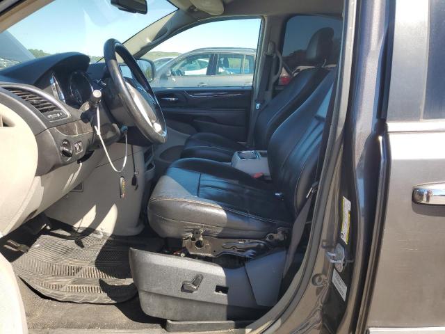 2015 CHRYSLER TOWN & COU 2C4RC1BG1FR621017