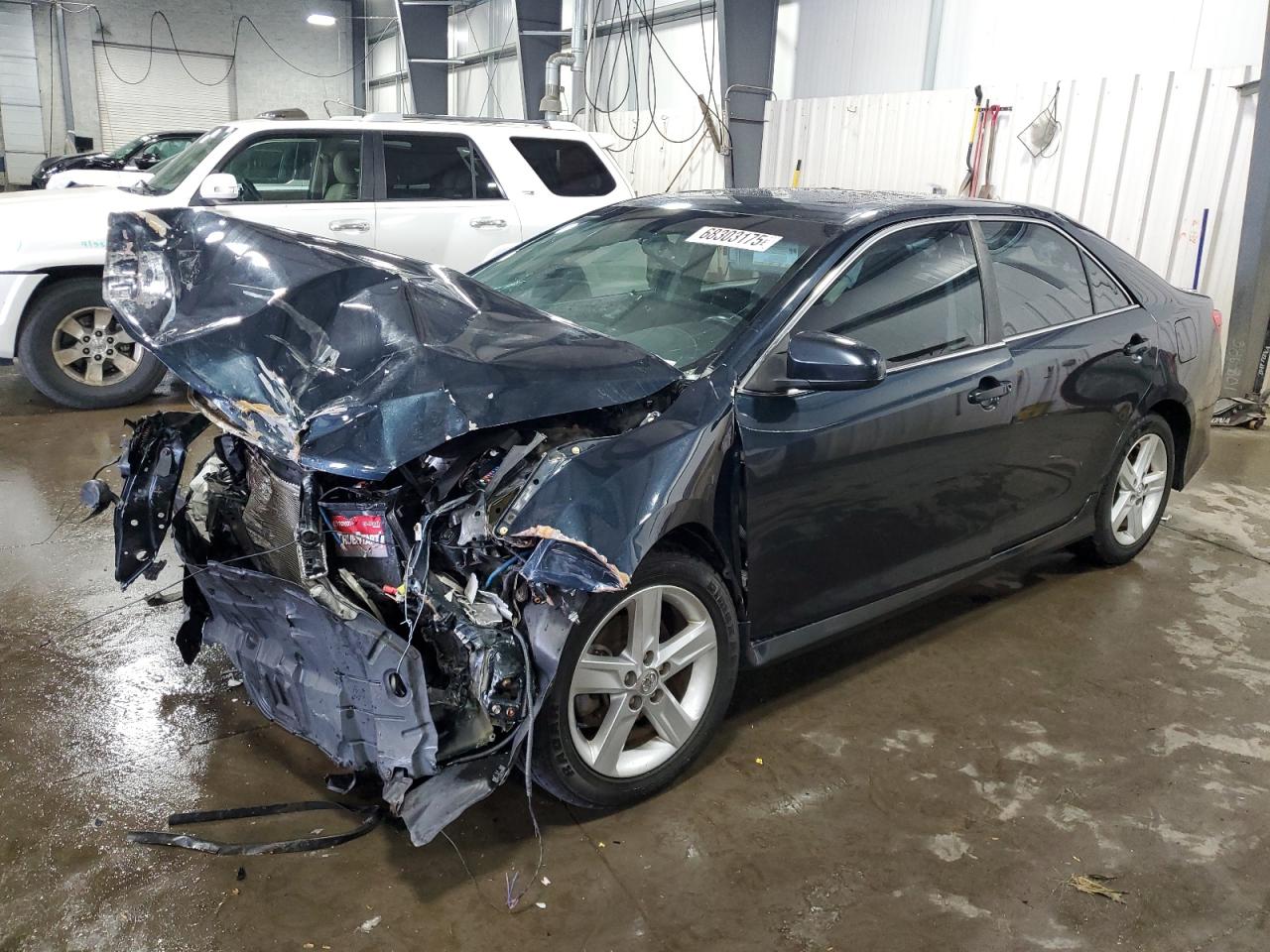 TOYOTA CAMRY L
