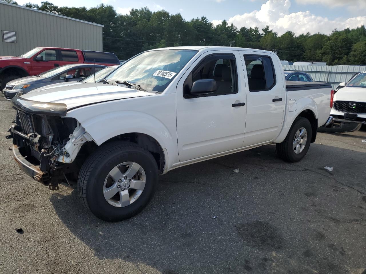 NISSAN FRONTIER CREW CAB SE