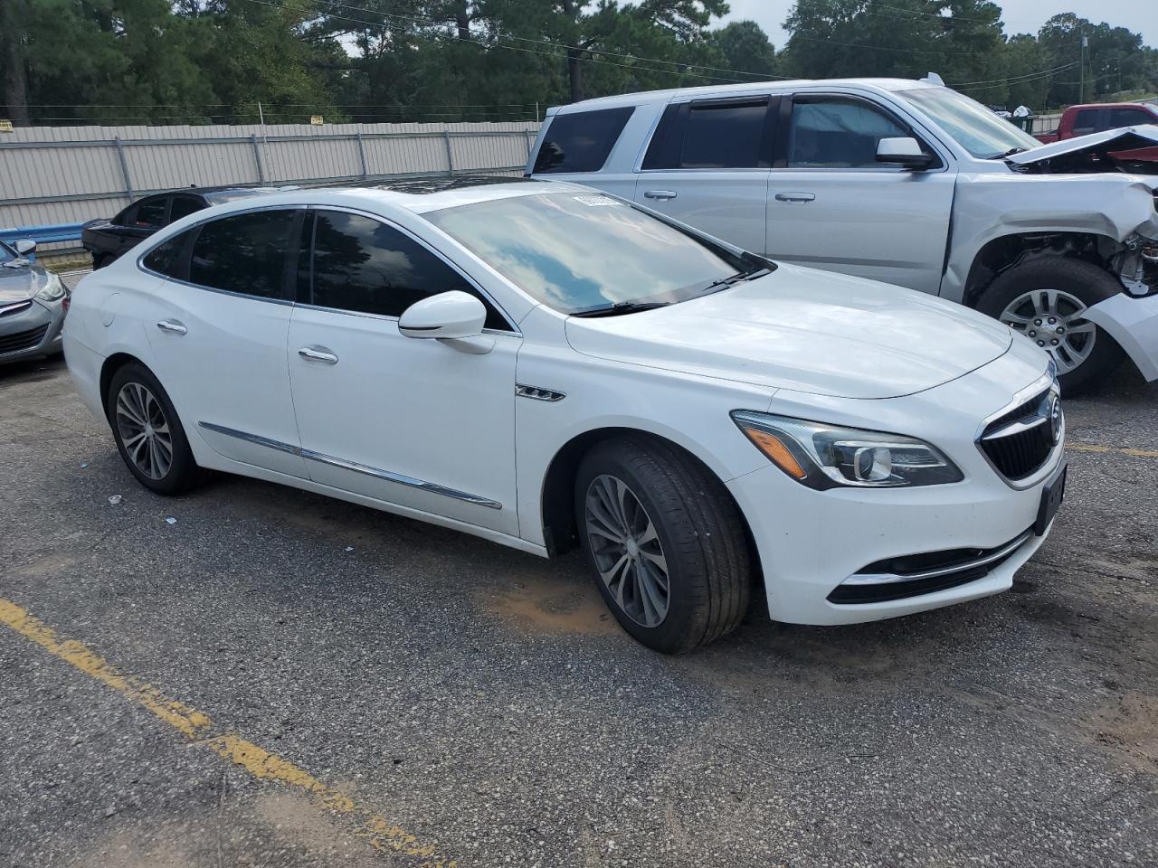 BUICK LACROSSE PREMIUM
