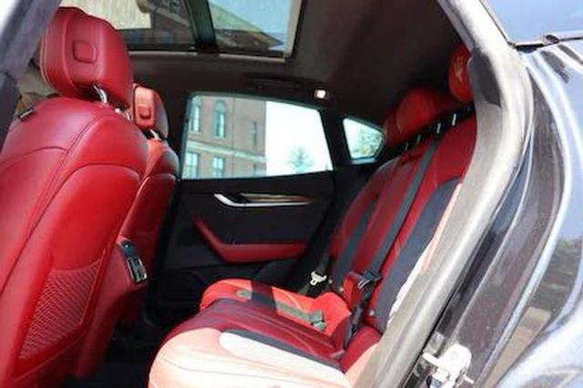 2022 MASERATI LEVANTE BA ZN661XUA1NX393XXX
