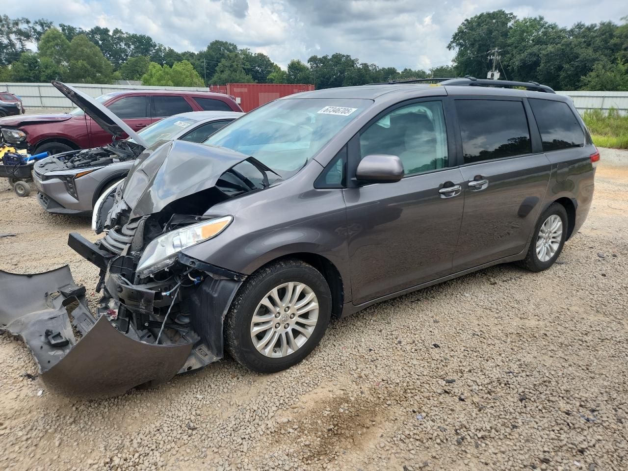 Lot #3292734628 2014 TOYOTA SIENNA XLE