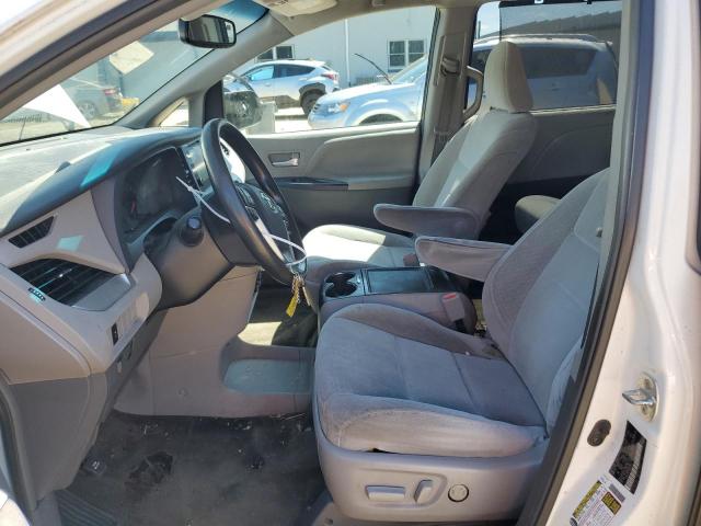 2017 TOYOTA SIENNA LE 5TDKZ3DC7HS823778