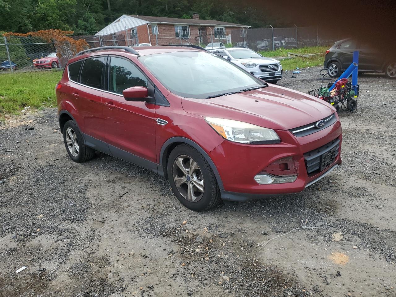 FORD ESCAPE SE