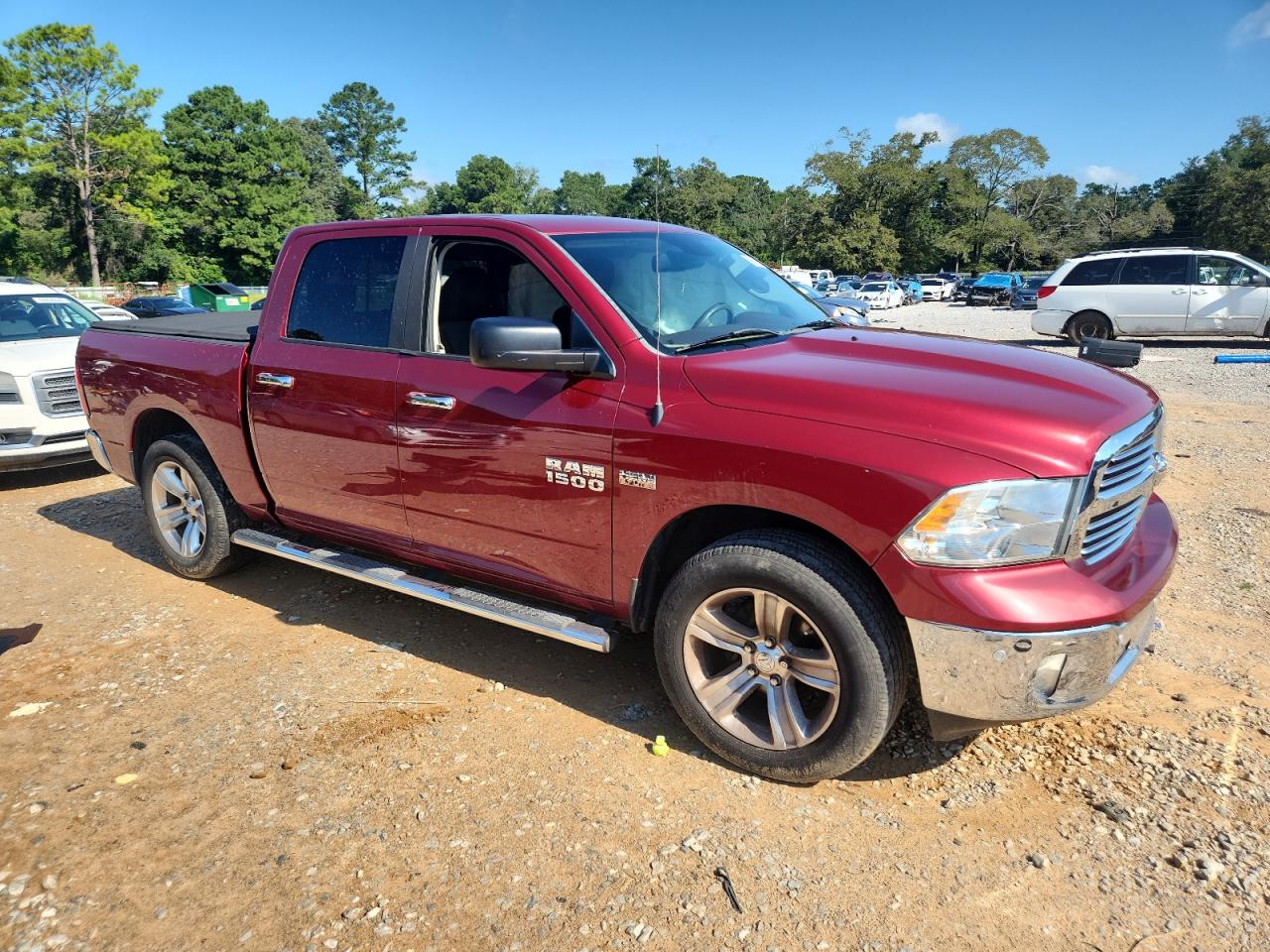 RAM 1500 SLT
