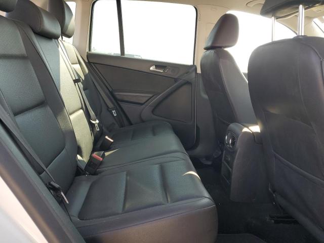 2016 VOLKSWAGEN TIGUAN - WVGBV7AX6GW546402