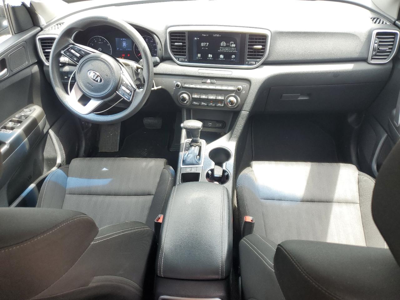 KIA SPORTAGE LX
