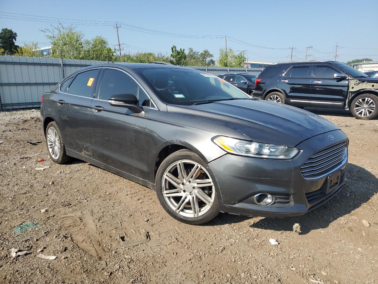 FORD FUSION SE
