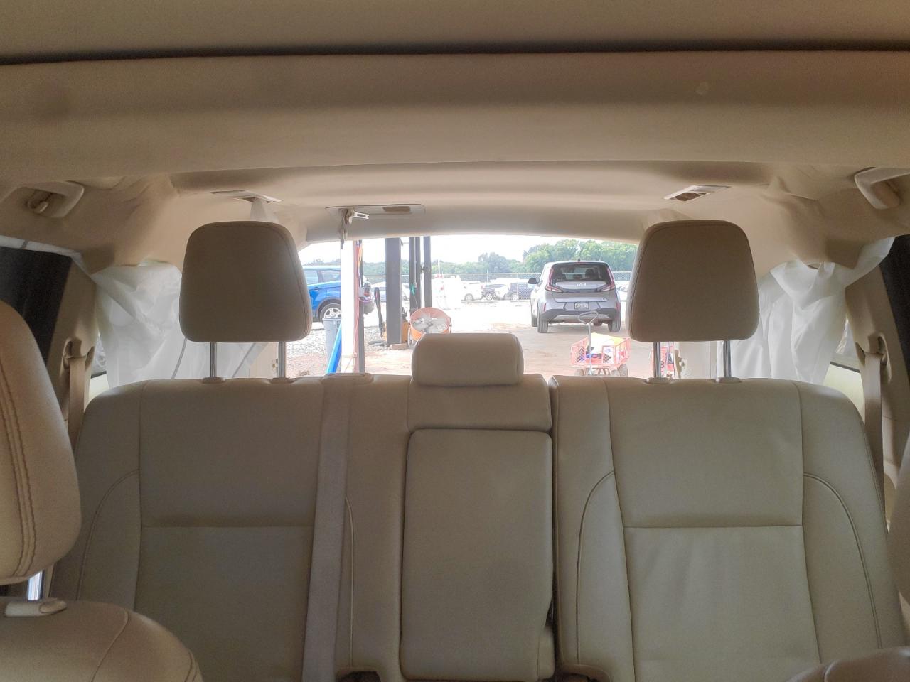 TOYOTA HIGHLANDER SE