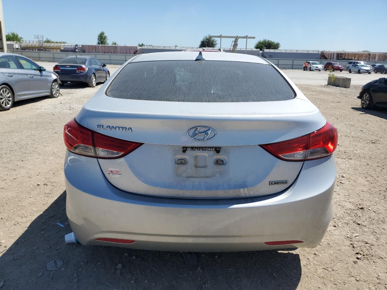 HYUNDAI ELANTRA GLS