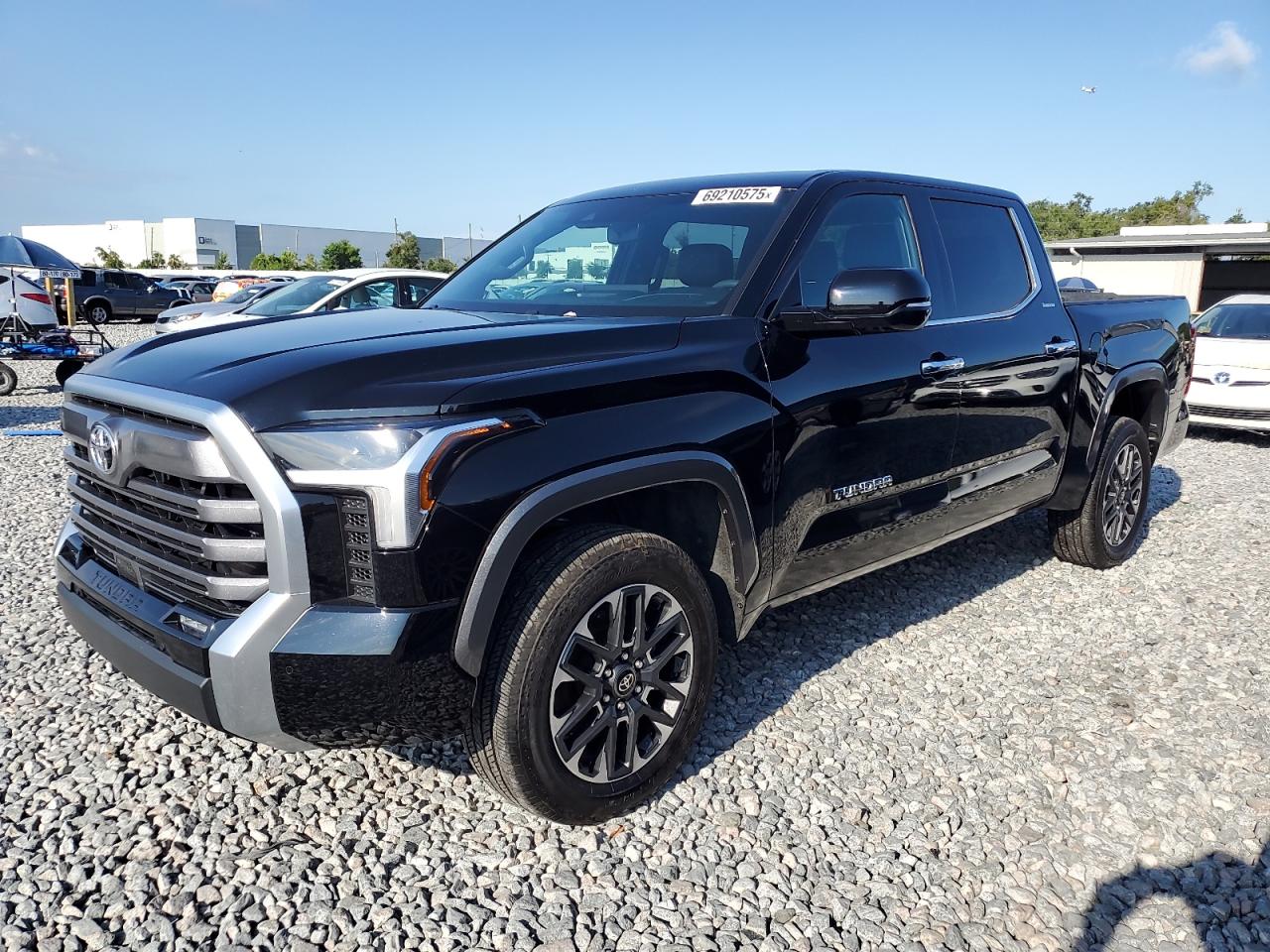TOYOTA TUNDRA CREWMAX LIMITED