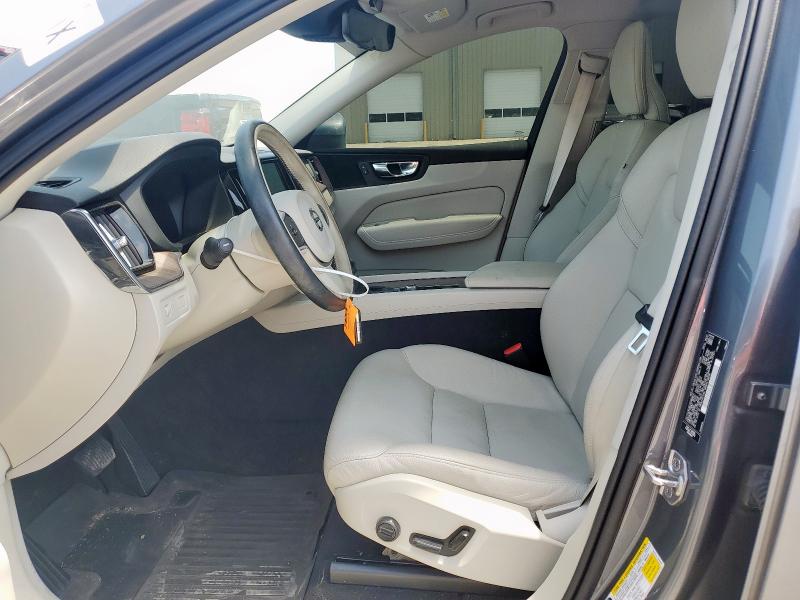 2021 VOLVO XC60 T5 MO YV4102DK7M1869512