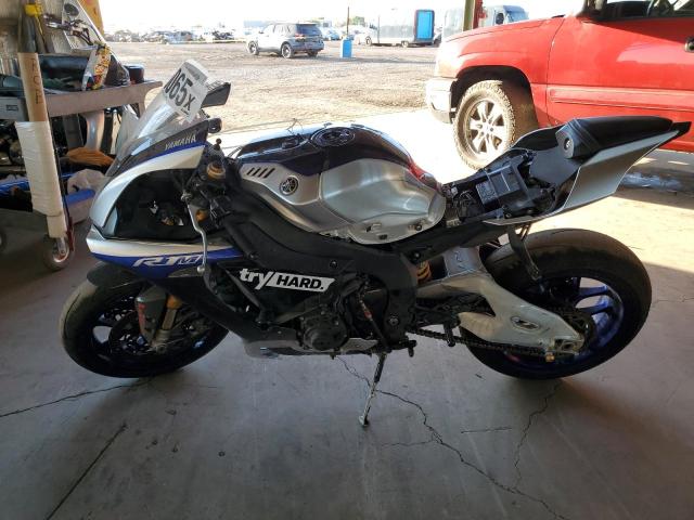 2017 YAMAHA YZFR1M JYARN40E8HA000650