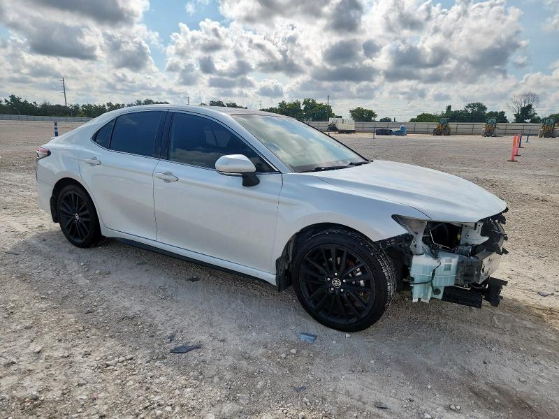 2021 TOYOTA CAMRY XSE 4T1K61AK2MU531580