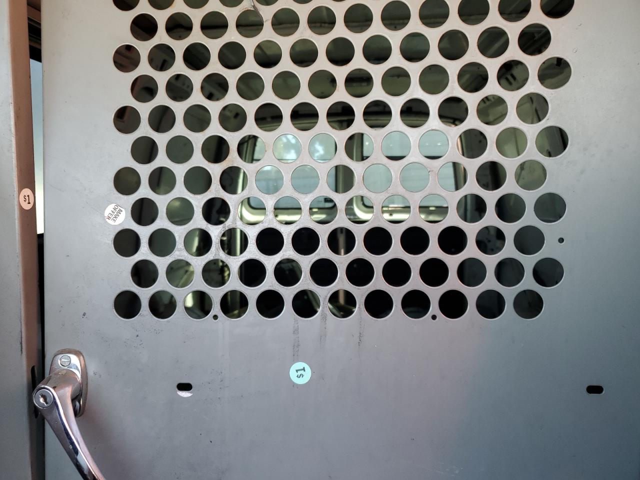 Lot #3259454131 2000 CHEVROLET EXPRESS G3