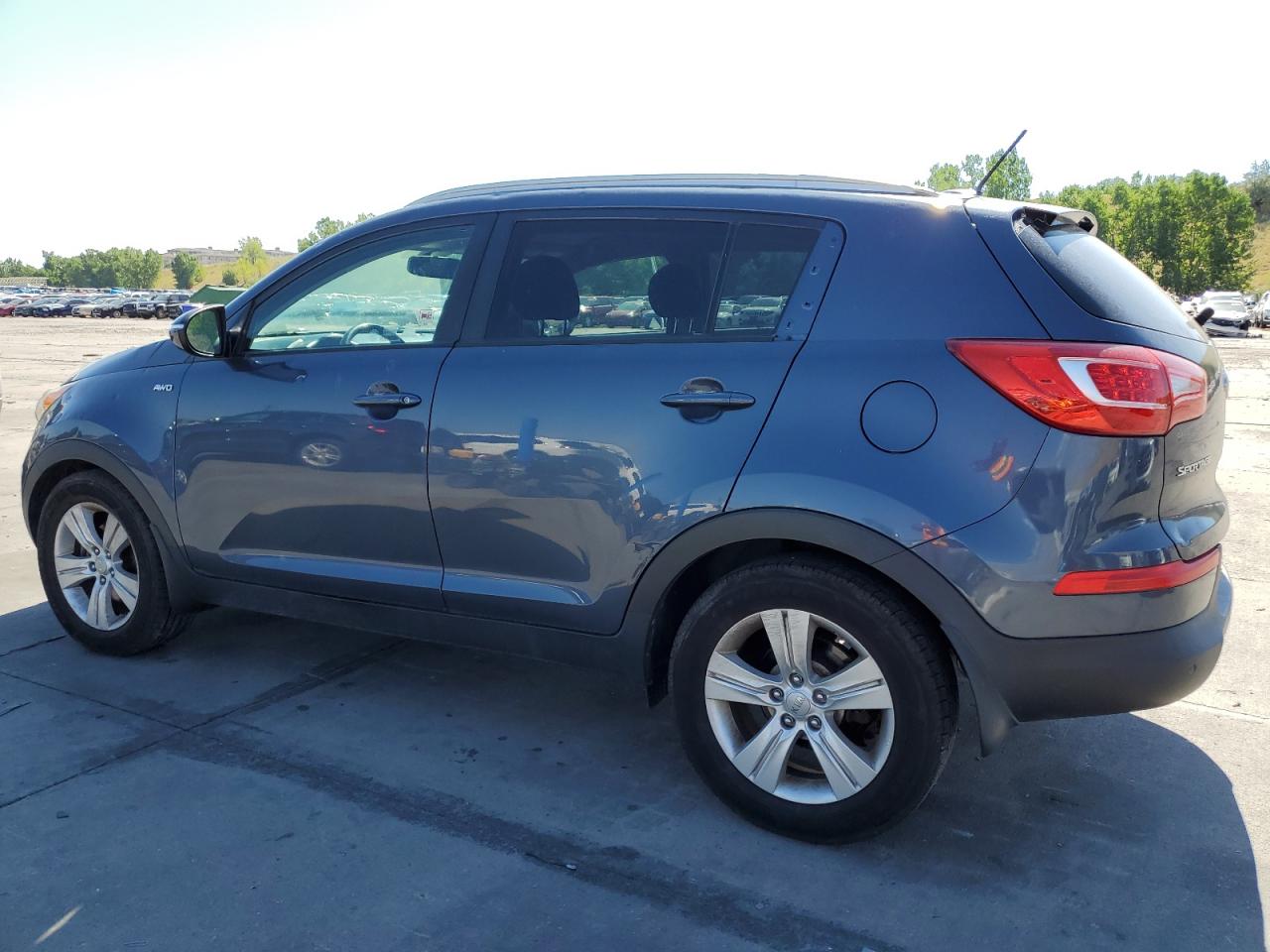 KIA SPORTAGE LX
