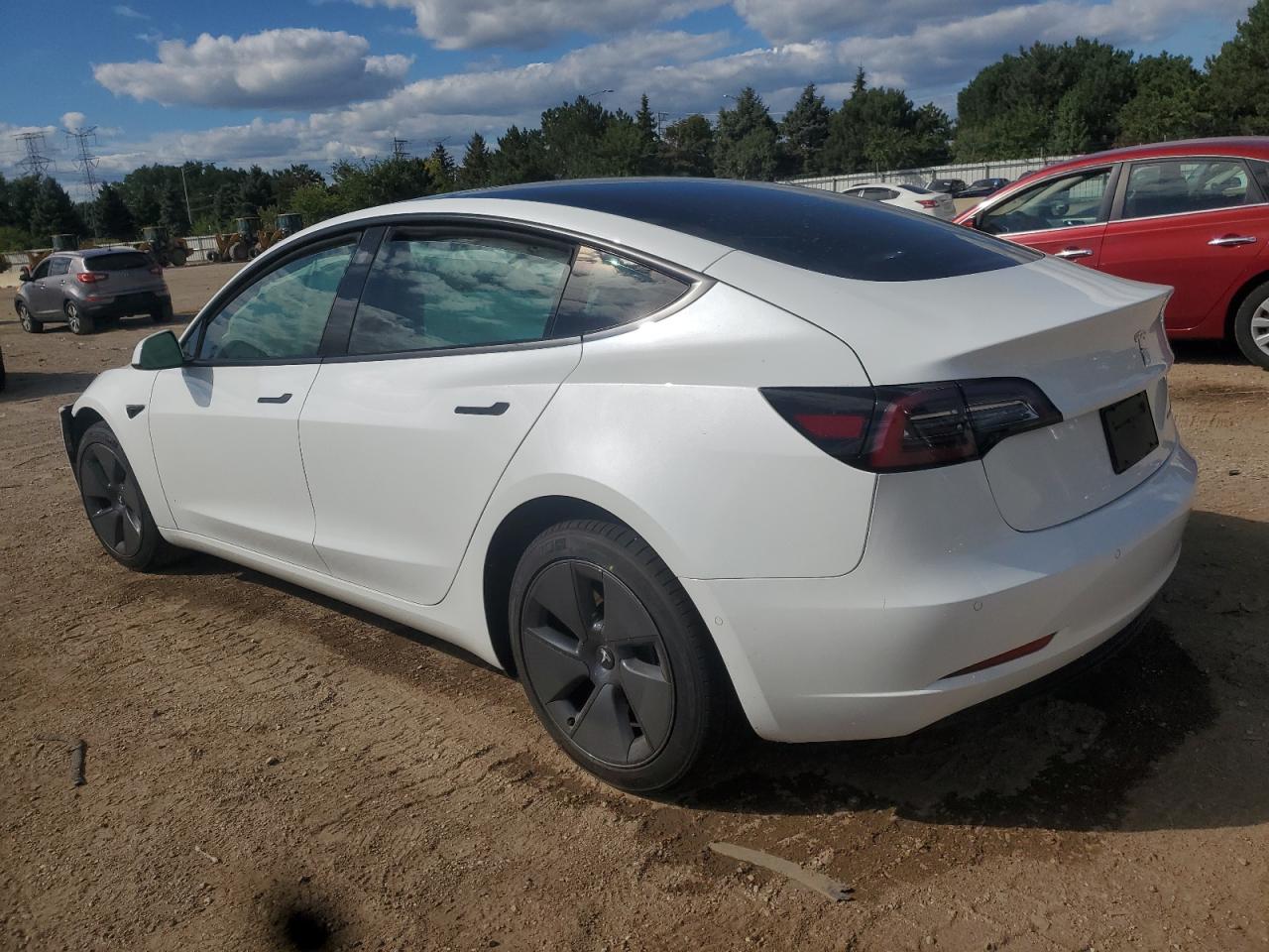TESLA MODEL 3