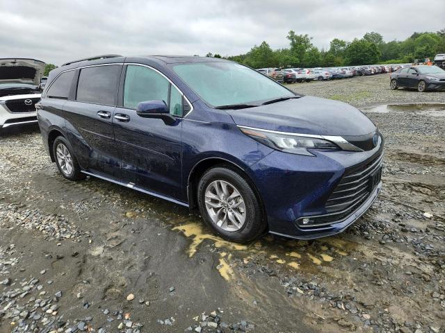 2025 TOYOTA SIENNA XLE - 5TDJRKEC0SS254008