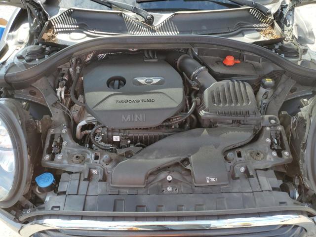2016 MINI COOPER CLU WMWLN5C52G2E31330