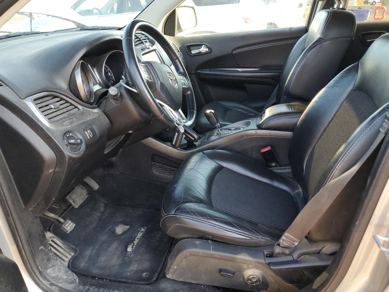 DODGE JOURNEY CROSSROAD