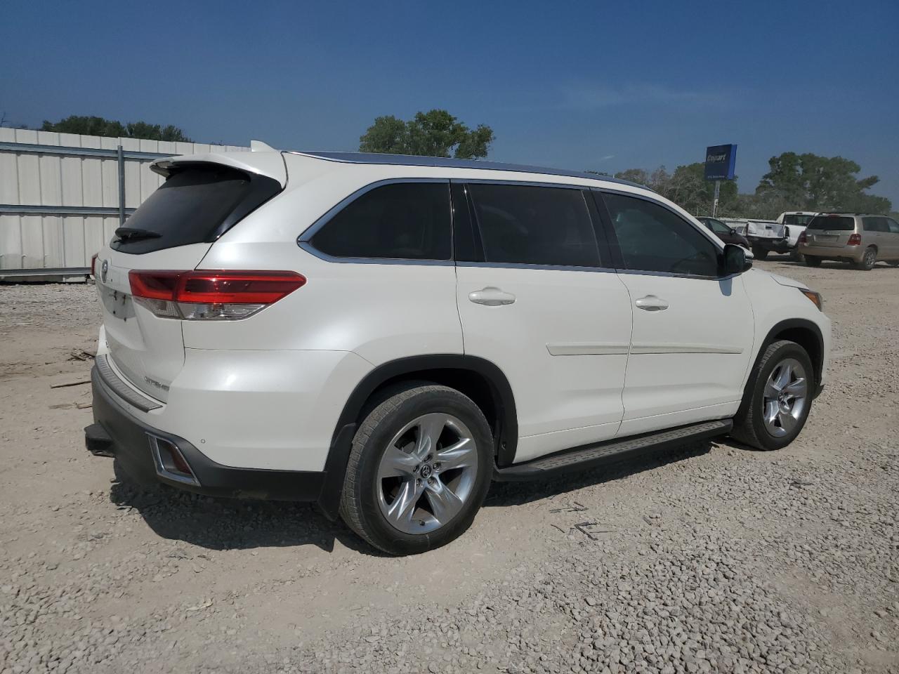 Lot #3264589913 2018 TOYOTA HIGHLANDER