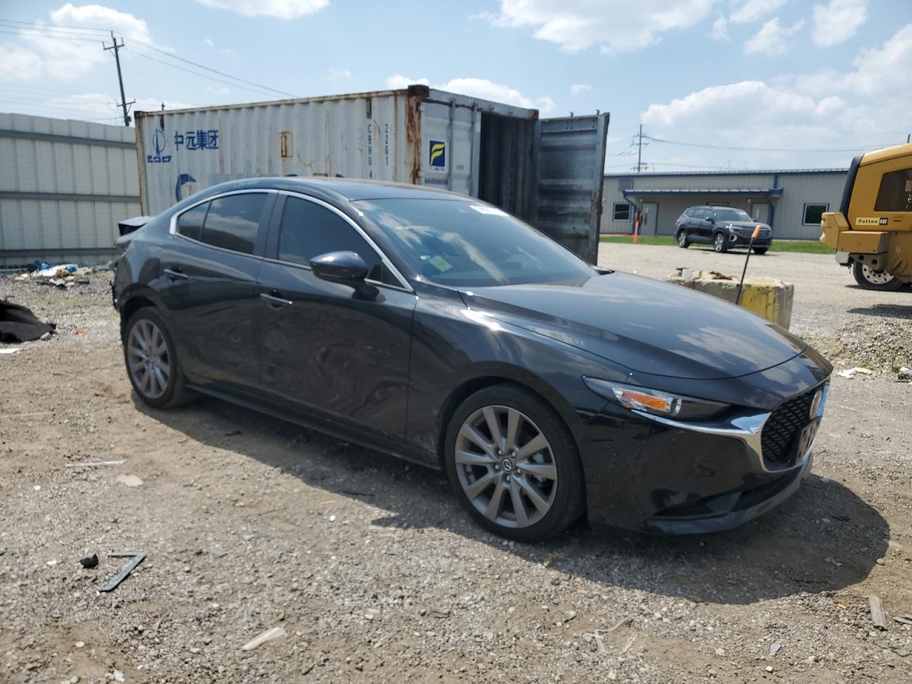 MAZDA 3 PREFERRED