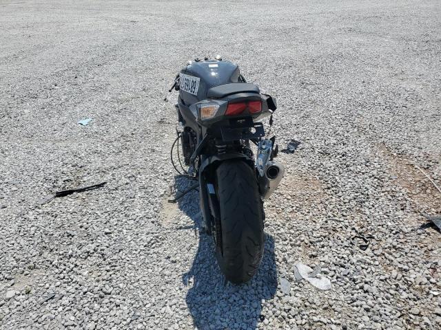 2025 SUZUKI GSX-R750 JS1GR7MA2S7101383