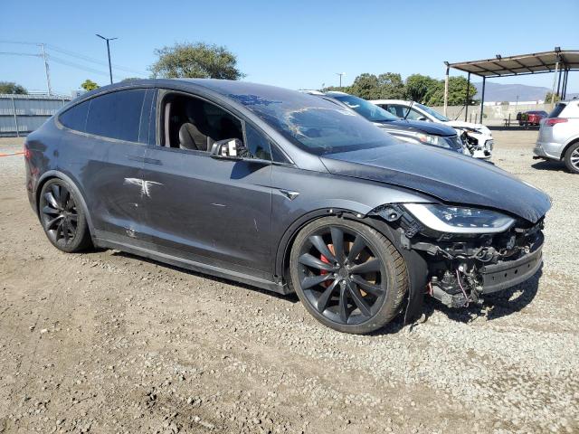 2018 TESLA MODEL X 5YJXCBE40JF115617