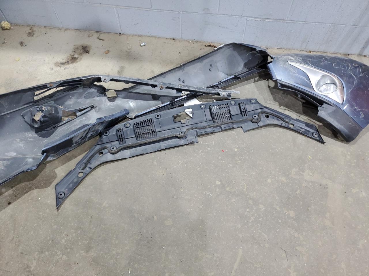 TOYOTA HIGHLANDER BASE