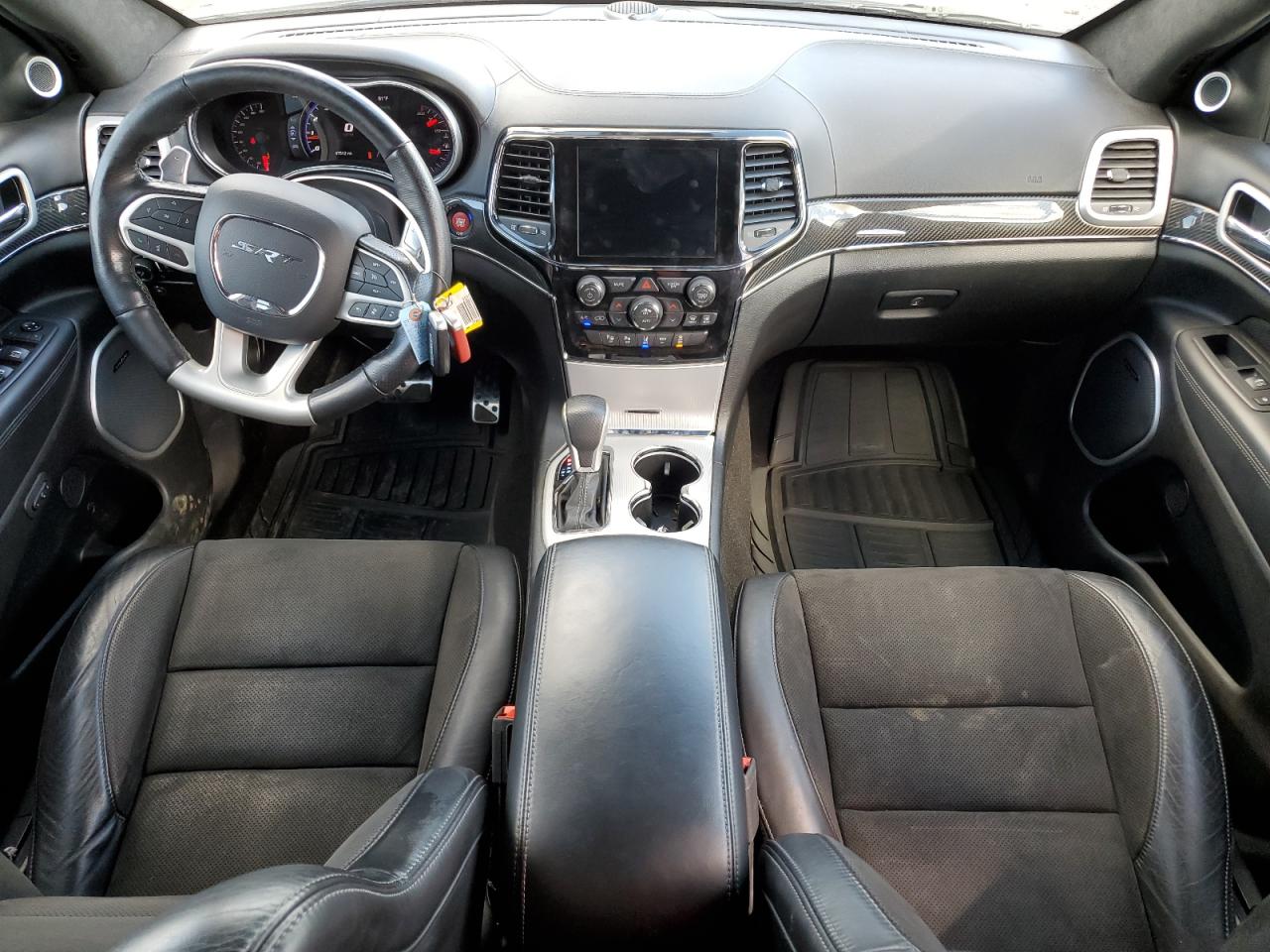 JEEP GRAND CHEROKEE SRT-8