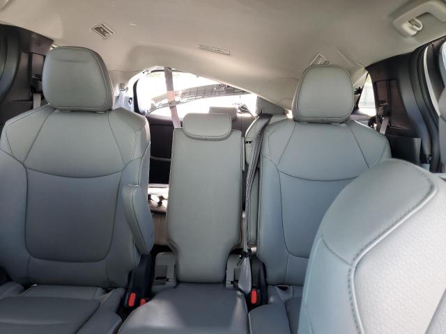 2025 TOYOTA SIENNA XLE 5TDJRKEC2SS269318