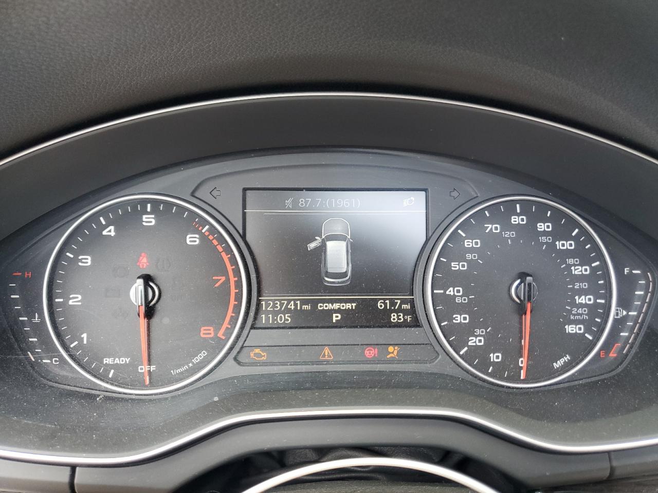 AUDI Q5 PREMIUM PLUS