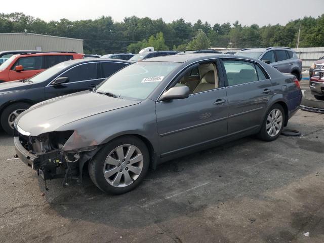 TOYOTA AVALON XL