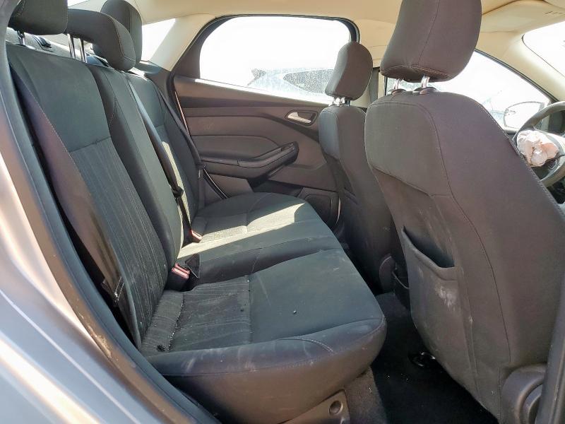 2016 FORD FOCUS SE 1FADP3F24GL391353