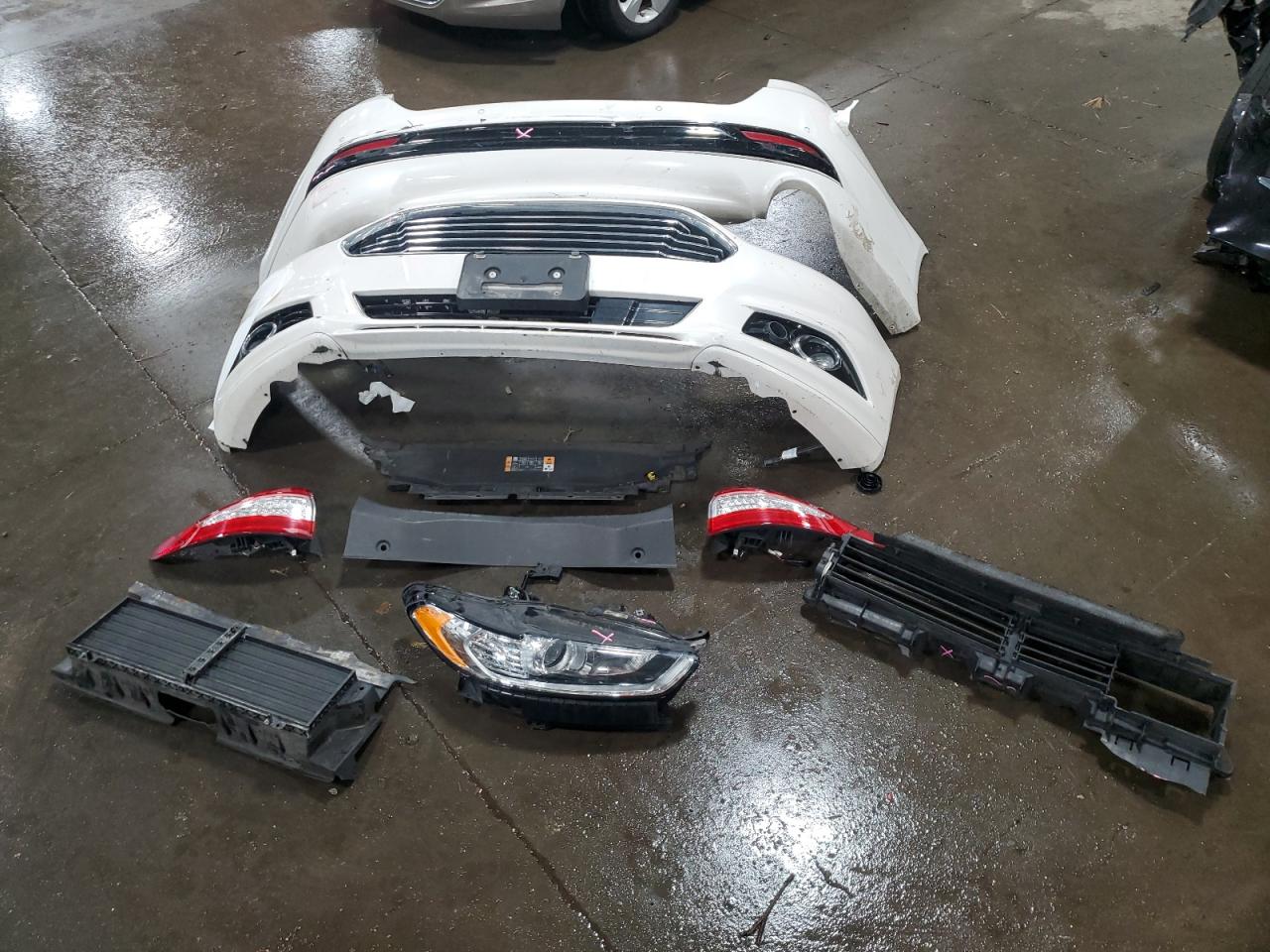 FORD FUSION TITANIUM HEV