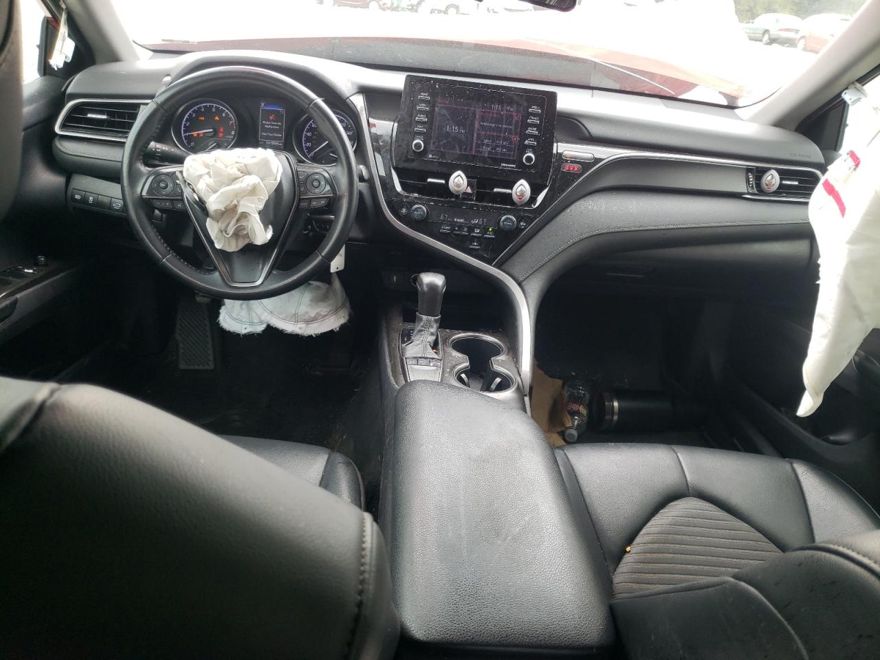 TOYOTA CAMRY SE NIGHT SHADE