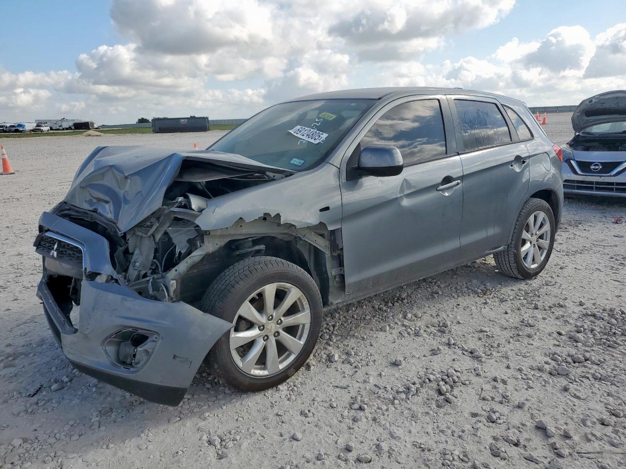 MITSUBISHI OUTLANDER ES