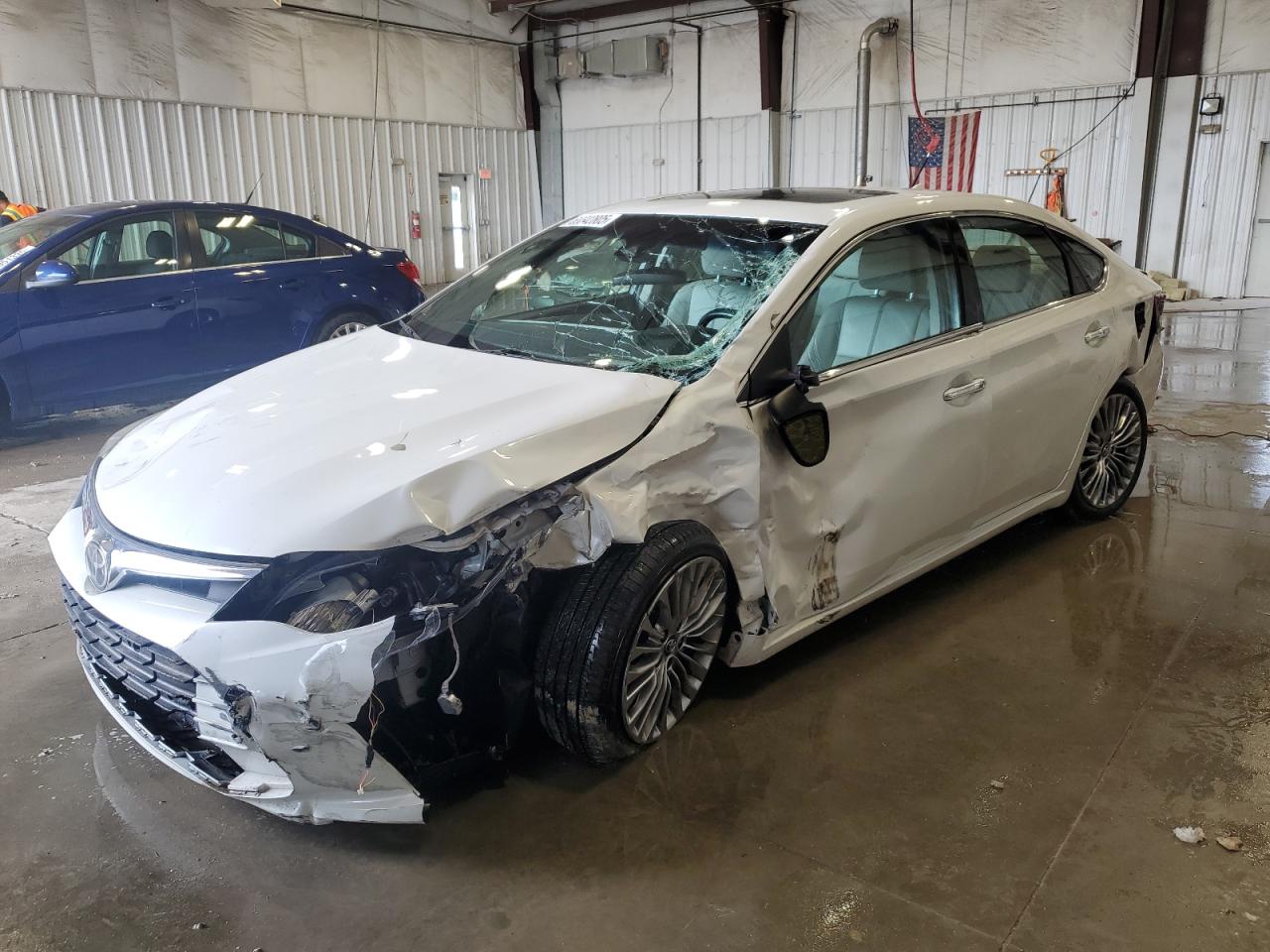 TOYOTA AVALON XLE