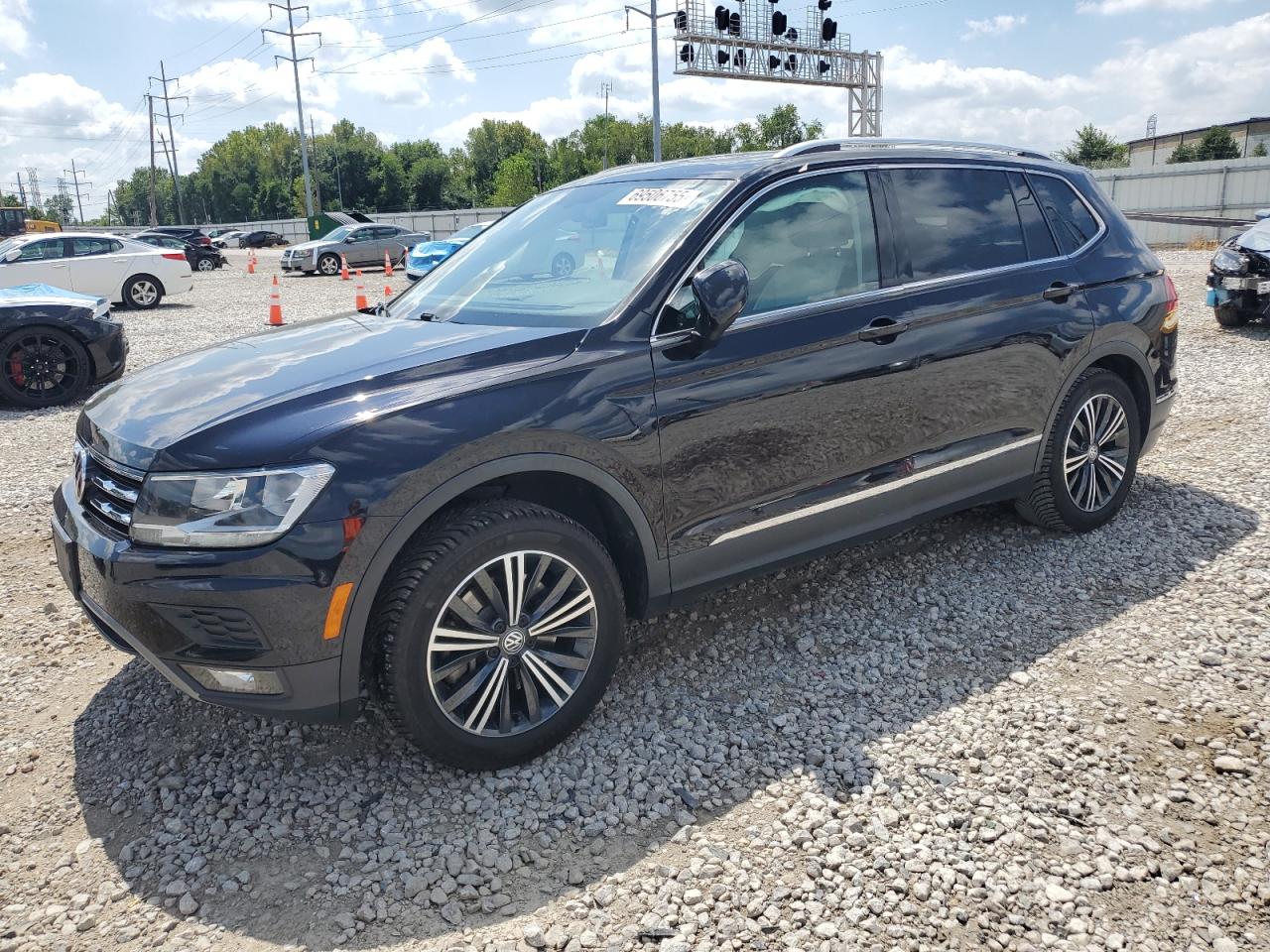 VOLKSWAGEN TIGUAN SE