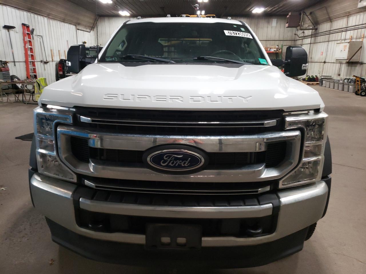 FORD F-550 SUPER DUTY