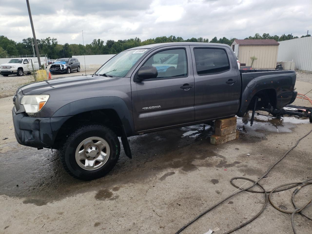 TOYOTA TACOMA DOUBLE CAB