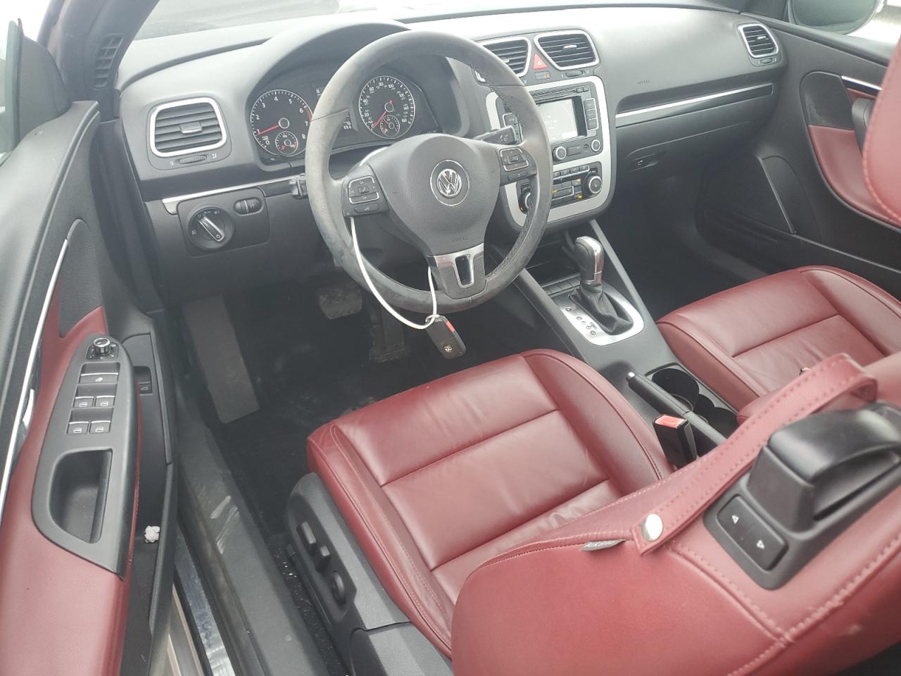 Lot #3316718417 2012 VOLKSWAGEN EOS LUX